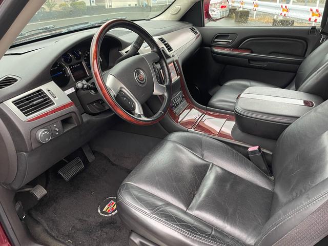 Cadillac CADILLAC ESCALADE 2010