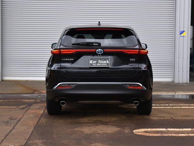 Toyota HARRIER HYBRID 2025