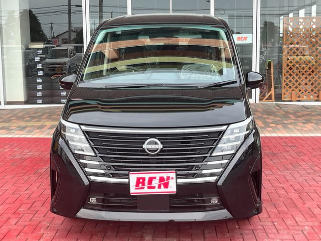 Nissan SERENA 2025