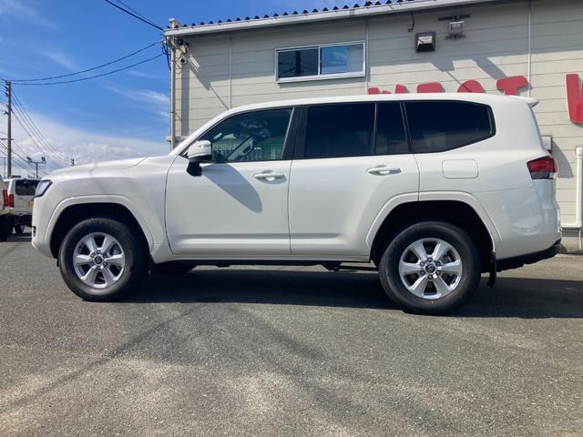 Toyota LAND CRUISER 2023