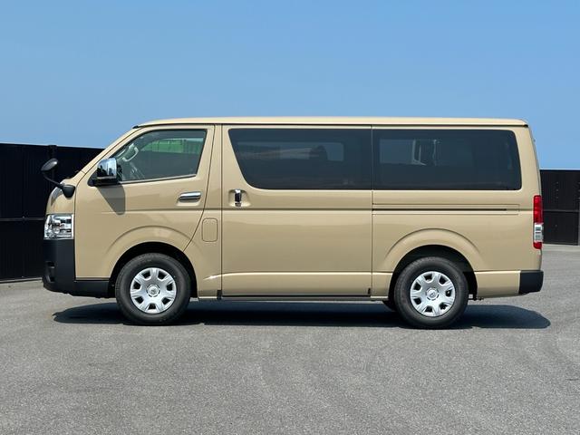 Toyota HIACE VAN 2025