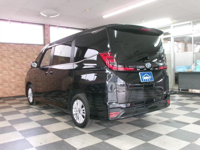 Toyota NOAH 2023