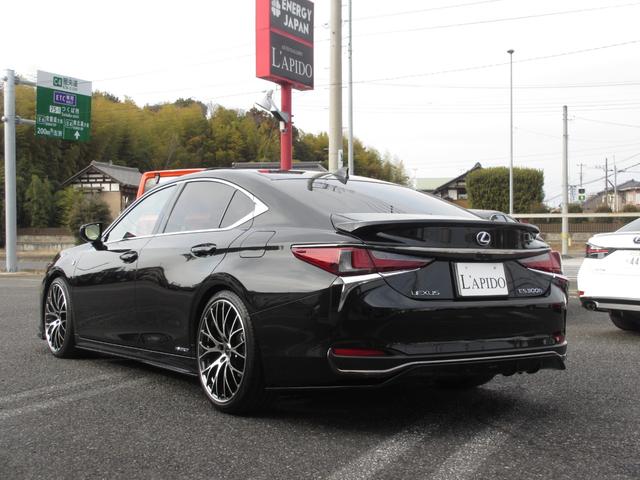 Lexus ES 2019