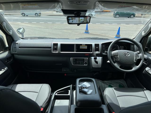 Toyota HIACE WAGON 2025