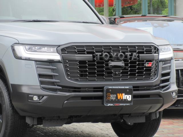 Toyota LAND CRUISER 2023