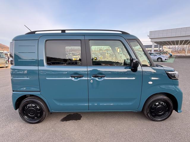 Suzuki SPACIA BASE 2024