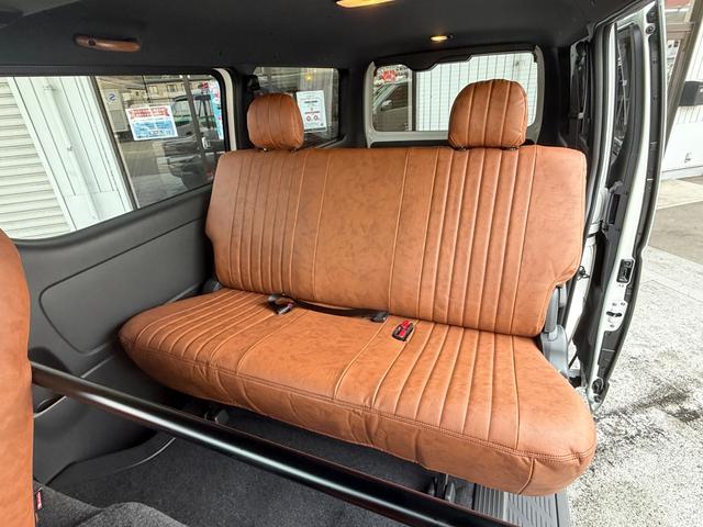 Toyota HIACE VAN 2026