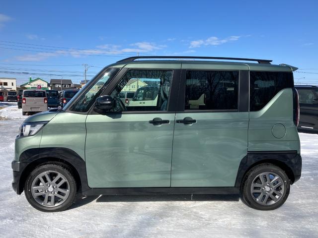 Mitsubishi DELICA MINI 2025