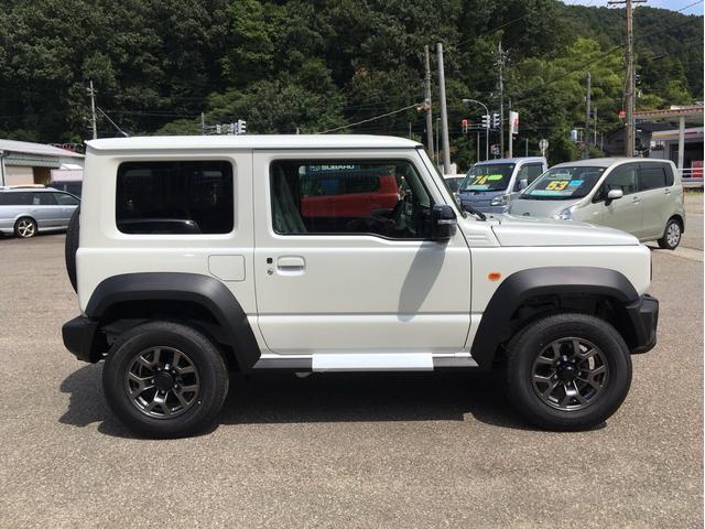 Suzuki JIMNY SIERRA 2025