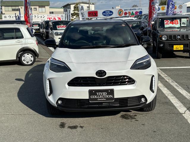 Toyota YARIS CROSS 2025