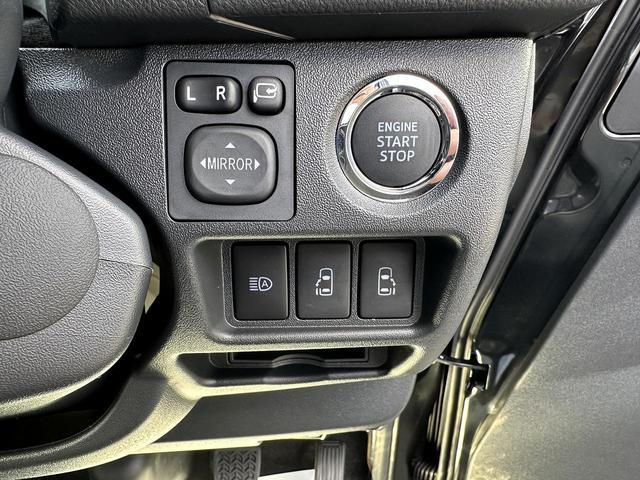 Toyota HIACE VAN 2025