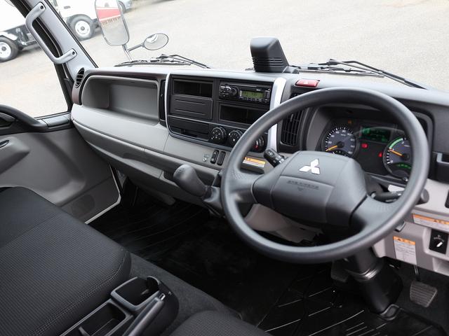Mitsubishi Fuso CANTER 2023