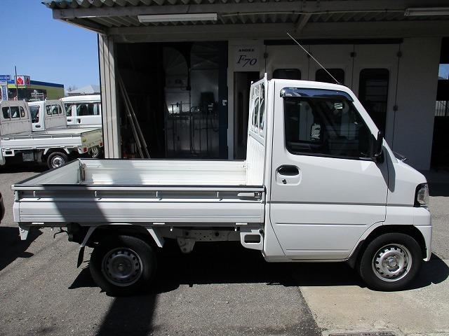 Mitsubishi MINICAB TRUCK 2012