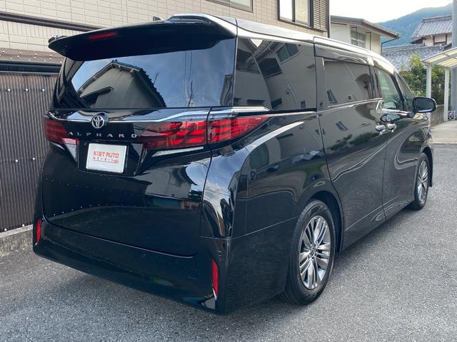 Toyota ALPHARD 2023