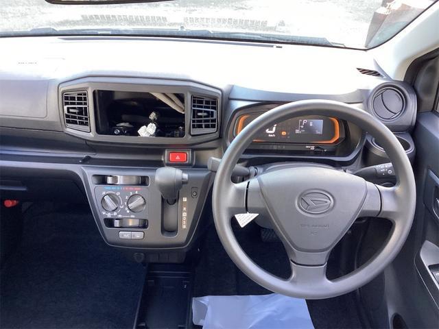 Daihatsu MIRA E:S 2025