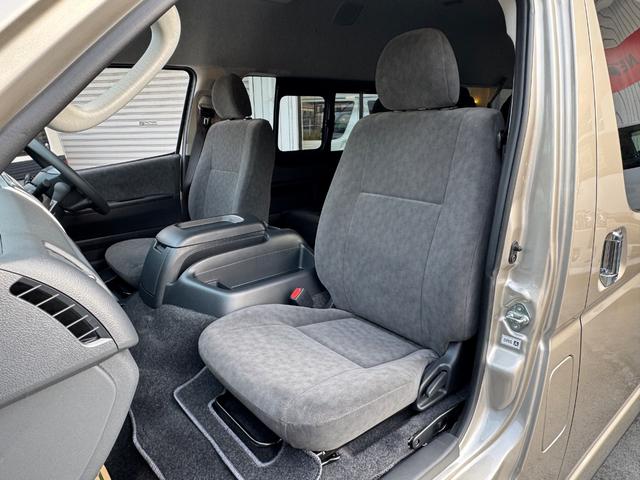 Toyota HIACE WAGON 2025