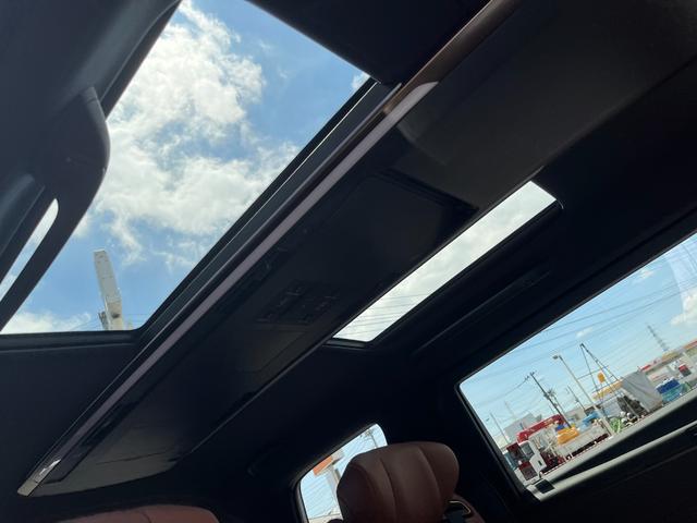 Toyota VELLFIRE 2025