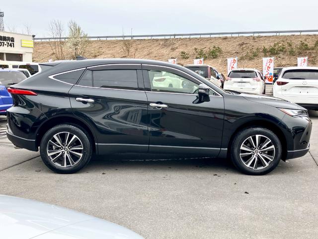 Toyota HARRIER 2021