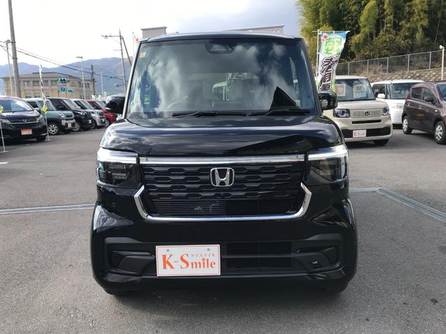 Honda N-BOX CUSTOM 2025