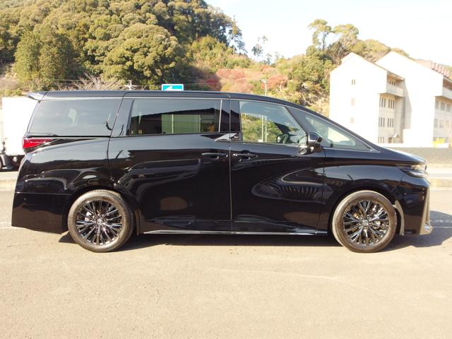 Toyota VELLFIRE 2023