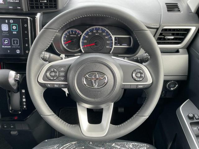 Toyota ROOMY 2025