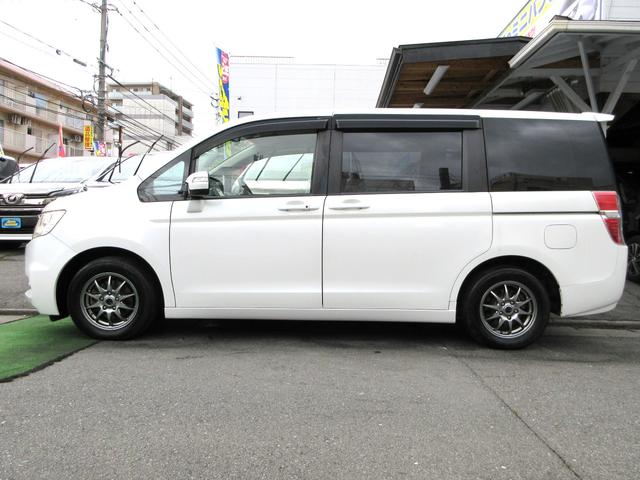 Honda STEPWAGON 2013