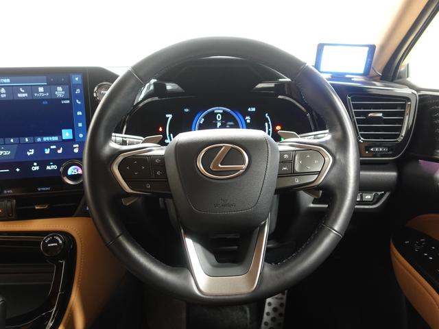 Lexus NX 2023