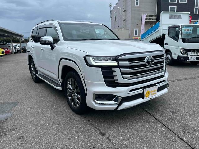 Toyota LAND CRUISER 2023