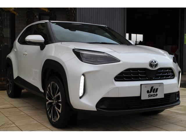 Toyota YARIS CROSS 2025