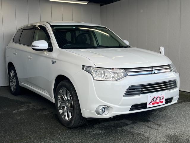 Mitsubishi OUTLANDER PHEV 2013