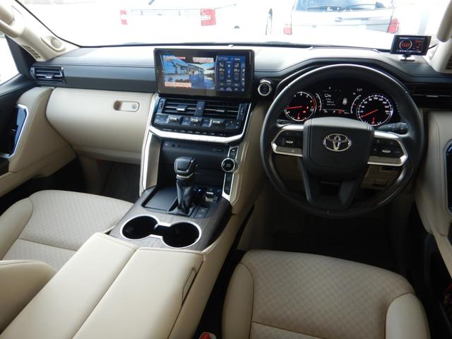 Toyota LAND CRUISER 2024