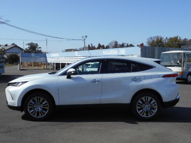 Toyota HARRIER HYBRID 2025