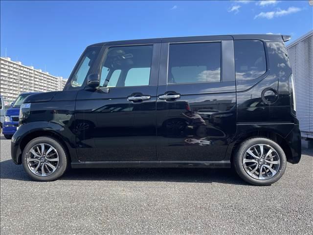 Honda N-BOX CUSTOM 2025