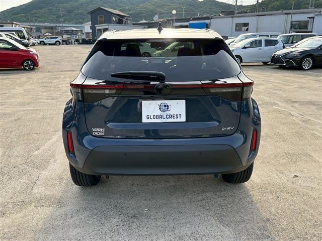 Toyota YARIS CROSS 2025