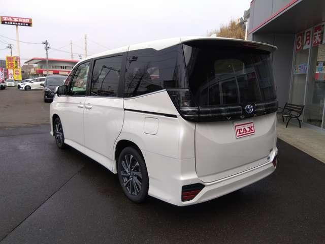 Toyota VOXY 2025