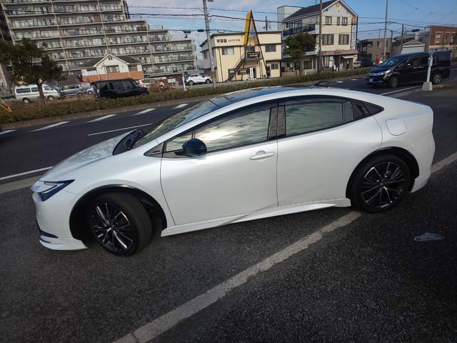 Toyota PRIUS 2024