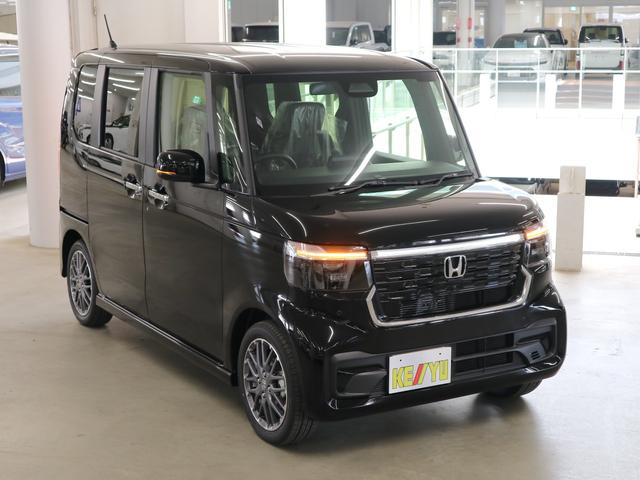 Honda N-BOX CUSTOM 2025