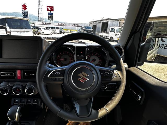 Suzuki JIMNY 2025