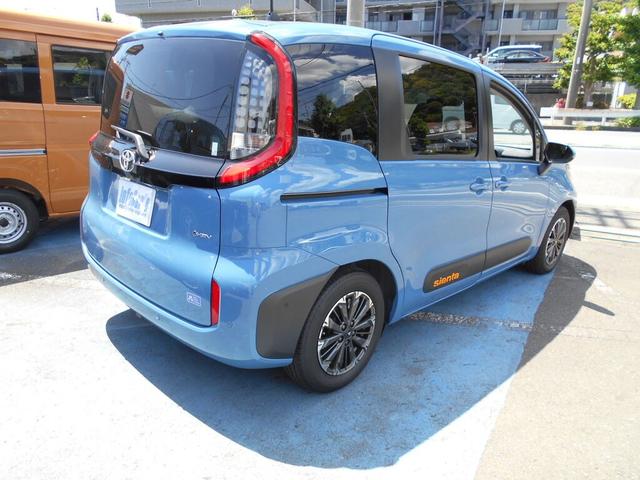 Toyota SIENTA 2024