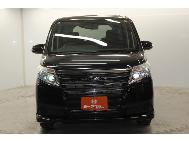 Toyota NOAH 2014
