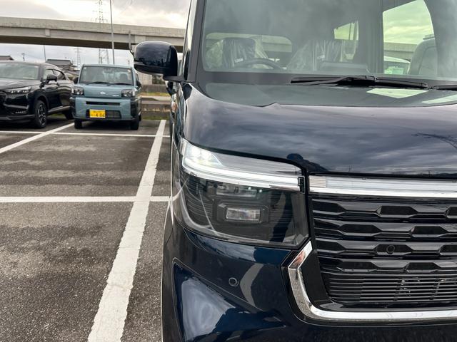 Honda N-BOX CUSTOM 2025