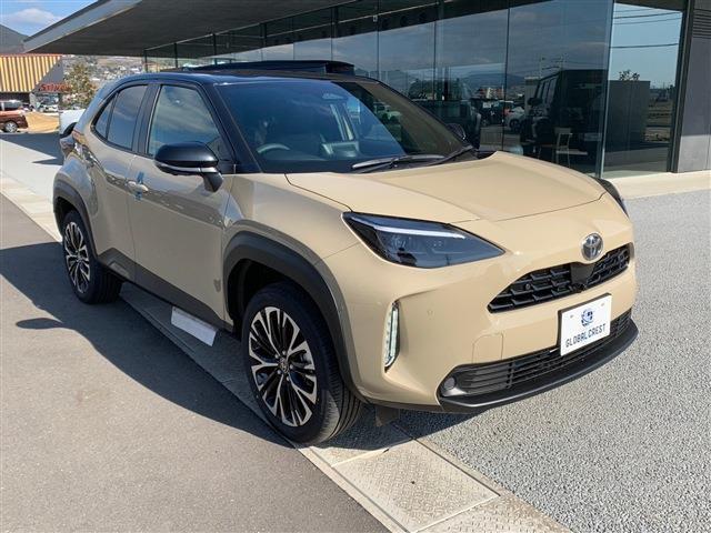 Toyota YARIS CROSS 2025