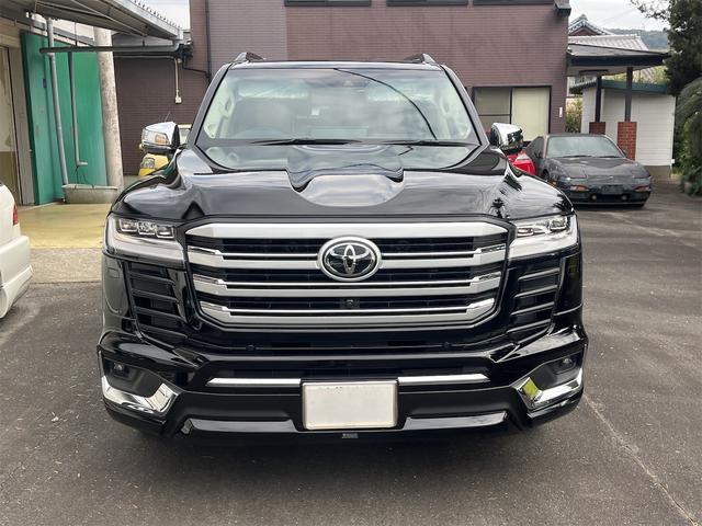 Toyota LAND CRUISER 2023