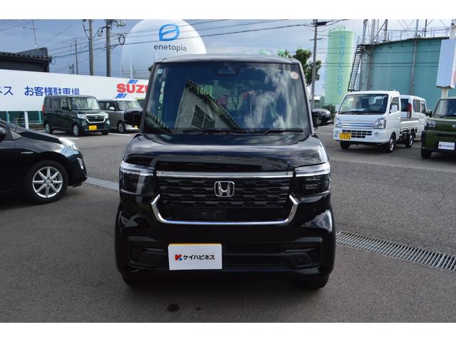 Honda N-BOX CUSTOM 2025