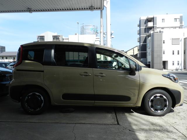 Toyota SIENTA 2025