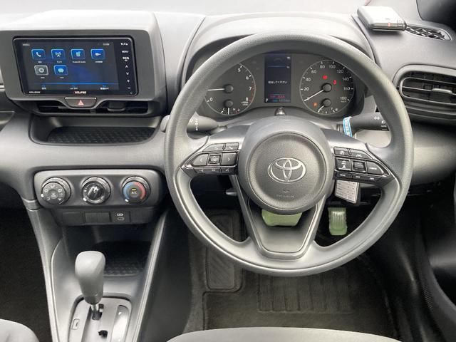 Toyota YARIS 2024