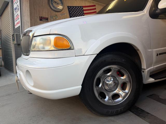 Lincoln LINCOLN NAVIGATOR 2000