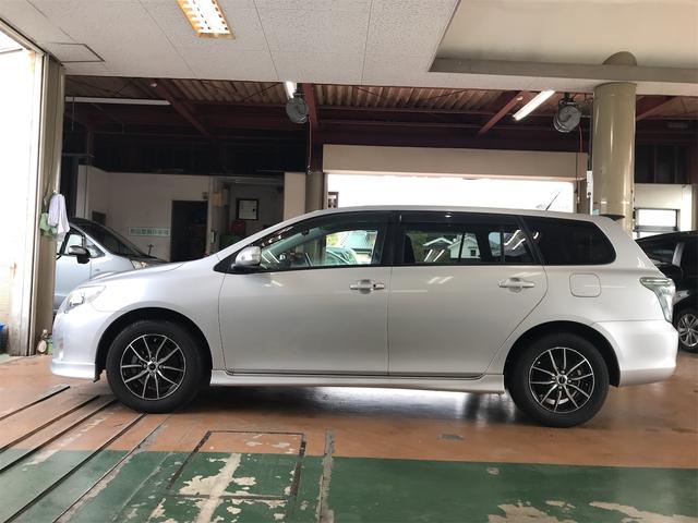 Toyota COROLLA FIELDER 2010