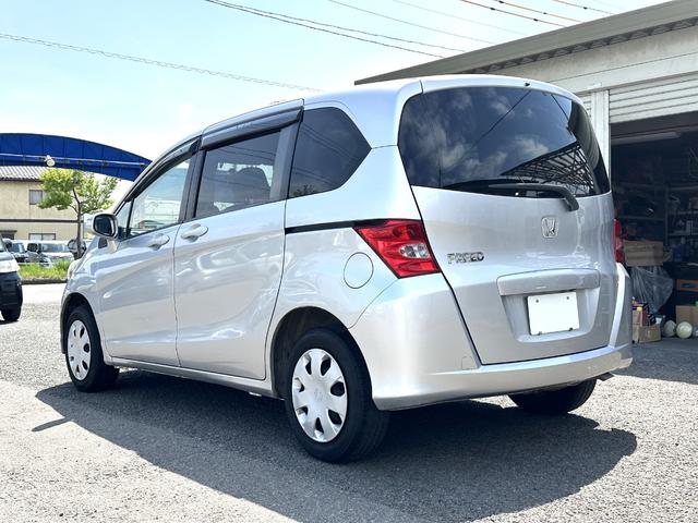 Honda FREED 2009