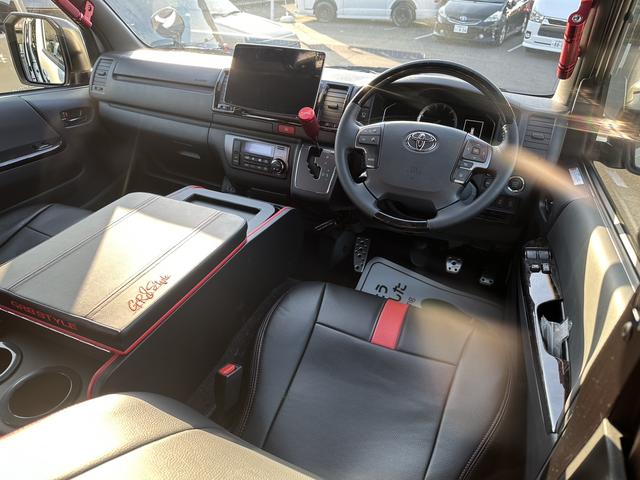 Toyota HIACE VAN 2025